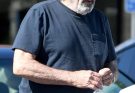 ’90s Sitcom Star Spotted With Gray Beard and Glasses!: Fans Say He’s Almost Unrecognizable!..