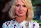 Angie Dickinson In See-Through PANTIES Showes More Than She Wanted To..